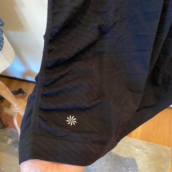 Athleta running shirt - Picture 3 of 6